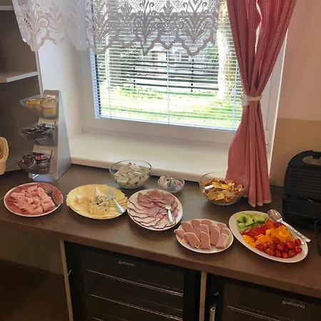 Гостевой дом Penzion Kovarska 3*